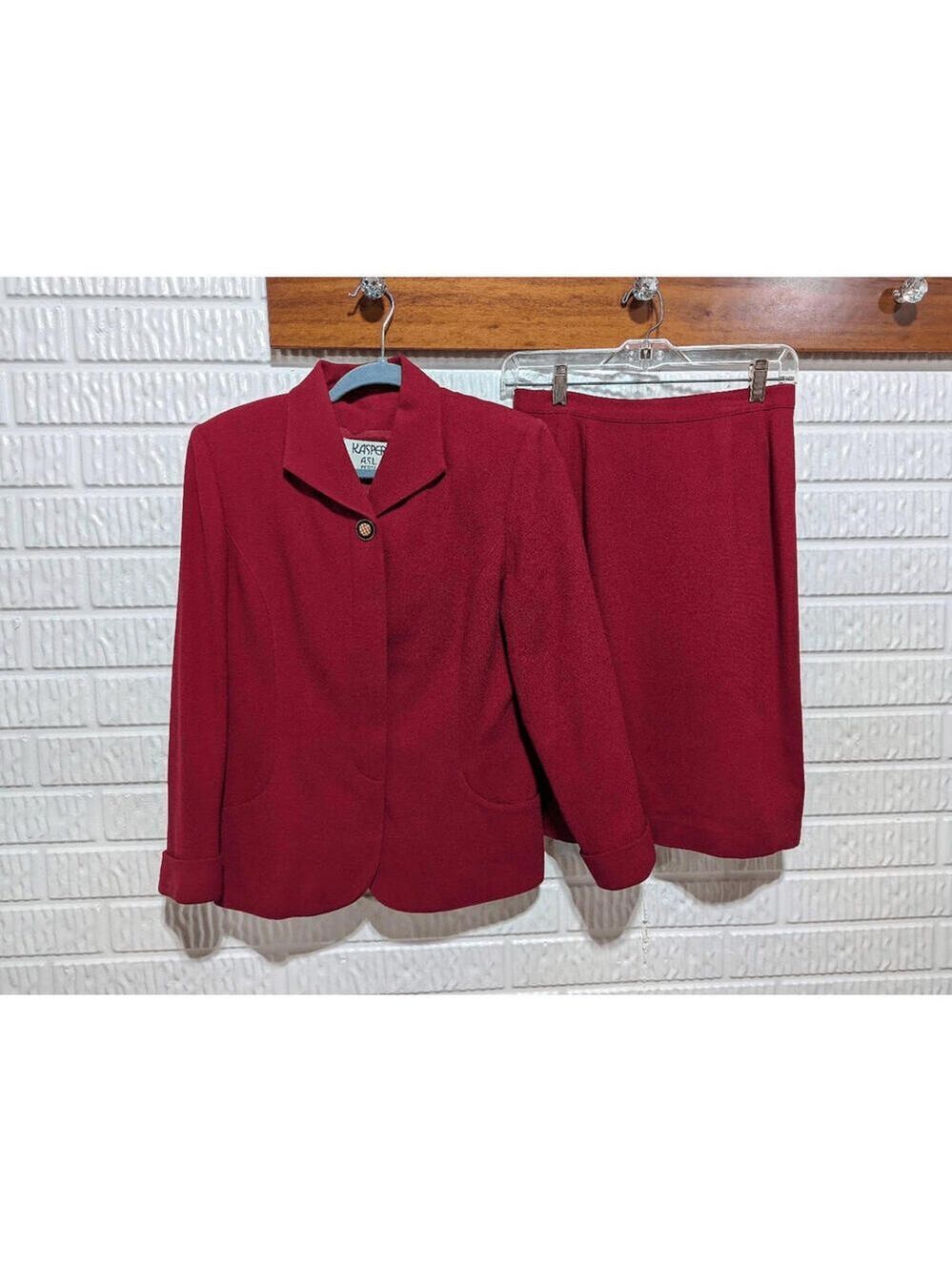 Kaspar 6P Red 2 Piece Wool Skirt Suit Single Breasted Jacket